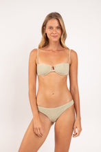 Carregar imagem no visualizador da galeria, Model Front: Rio De Sol Calcinha Bottom Brisa-Pistache Essential