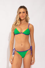 Carregar imagem no visualizador da galeria, Model Front: Rio De Sol Soutien Top Canarinho Tri-Vies