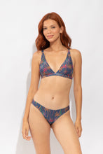 Carregar imagem no visualizador da galeria, Model Front: Rio De Sol Calcinha Bottom Coqueiro Essential-Comfy