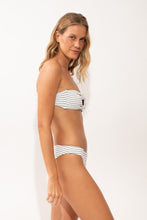 Carregar imagem no visualizador da galeria, Image 03: Rio De Sol Set Set Linea-White Dora Essential-Comfy