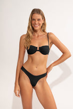 Carregar imagem no visualizador da galeria, Model Front: Rio De Sol Calcinha Bottom Malibu-Black Nara