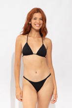 Carregar imagem no visualizador da galeria, Model Front: Rio De Sol Calcinha Bottom Solar-Black Cheeky-Aya