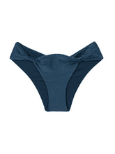 Carregar imagem no visualizador da galeria, Product Front: Rio De Sol Calcinha Bottom Shimmer-Shark Mel