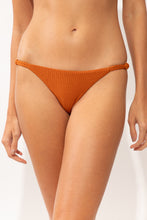 Carregar imagem no visualizador da galeria, Gallery: Rio De Sol Calcinha Bottom Ferrugo Cheeky-Aya