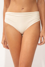 Carregar imagem no visualizador da galeria, Gallery: Rio De Sol Calcinha Bottom Malibu-Natural Amy