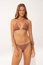 Carregar imagem no visualizador da galeria, Model Front: Wednesday In Hawaii By Rio De Sol Calcinha Bottom Kiko-Coco Kaleia