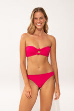 Carregar imagem no visualizador da galeria, Model Front: Wednesday In Hawaii By Rio De Sol Calcinha Bottom Guava Waikiki
