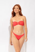 Carregar imagem no visualizador da galeria, Model Front: Rio De Sol Soutien Top Cali-Flamingo Sara
