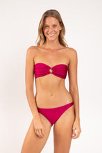 Carregar imagem no visualizador da galeria, Model Front: Rio De Sol Calcinha Bottom Shimmer-Desejo Leblon
