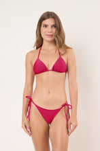 Carregar imagem no visualizador da galeria, Model Front: Rio De Sol Soutien Top Shimmer-Desejo Tri-Inv
