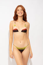 Carregar imagem no visualizador da galeria, Model Front: Rio De Sol Calcinha Bottom Vibe-Terra Essential-Noa
