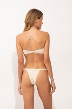 Carregar imagem no visualizador da galeria, Model Back: Rio De Sol Calcinha Bottom Brisa-Offwhite Eden
