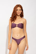 Carregar imagem no visualizador da galeria, Model Front: Rio De Sol Soutien Top Shimmer-Figo Mavi
