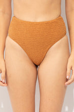 Carregar imagem no visualizador da galeria, Gallery: Rio De Sol Calcinha Bottom Brisa-Caramelo Hotpants
