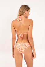 Carregar imagem no visualizador da galeria, Model Back: Rio De Sol Soutien Top Ditsy-Butter Mel
