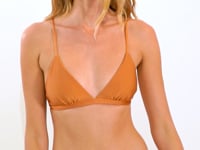 Carregar e reproduzir vídeo no visualizador da galeria, Video: Rio De Sol Calcinha Bottom Shimmer-Nocciola Essential-Comfy
