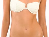 Carregar e reproduzir vídeo no visualizador da galeria, Video: Rio De Sol Calcinha Bottom Brisa-Offwhite Essential-Comfy
