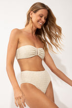 Carregar imagem no visualizador da galeria, Image 07: Rio De Sol Calcinha Bottom Brisa-Offwhite Hotpants
