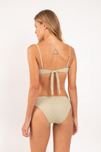 Carregar imagem no visualizador da galeria, Model Back: Rio De Sol Calcinha Bottom Brisa-Pistache Essential-Comfy
