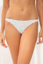 Carregar imagem no visualizador da galeria, Gallery: Rio De Sol Calcinha Bottom Linea-White Leblon
