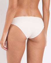 Carregar imagem no visualizador da galeria, Image 06: Rio De Sol Calcinha Bottom Malibu-Natural Essential-Comfy
