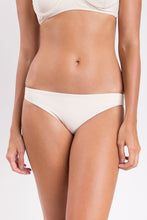 Carregar imagem no visualizador da galeria, Image 09: Rio De Sol Calcinha Bottom Malibu-Natural Essential-Comfy
