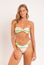 Carregar imagem no visualizador da galeria, Model Front: Rio De Sol Calcinha Bottom Revelry Cali
