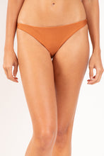 Carregar imagem no visualizador da galeria, Gallery: Rio De Sol Calcinha Bottom Shimmer-Nocciola Leblon
