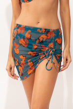 Carregar imagem no visualizador da galeria, Gallery: Rio De Sol Saia Luma Mini Skirt Ruched

