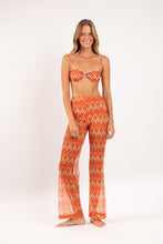 Carregar imagem no visualizador da galeria, Model Front: Rio De Sol Calça De Praia Maracai Pants Lana
