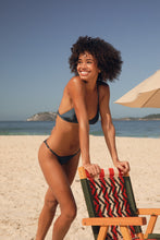 Carregar imagem no visualizador da galeria, Image 03: Rio De Sol Set Set Shimmer-Shark Tri-Fixo-Noa Cheeky-Noa
