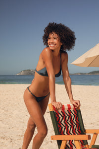 Image 03: Rio De Sol Set Set Shimmer-Shark Tri-Fixo-Noa Cheeky-Noa