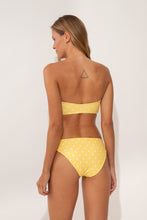 Carregar imagem no visualizador da galeria, Model Back: Rio De Sol Soutien Top Kiko-Lilikoi Lani
